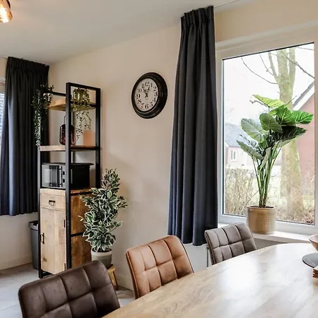 Vakantiehuis Bos en Natuur, nabij Breda VP069 Vakantiehuis