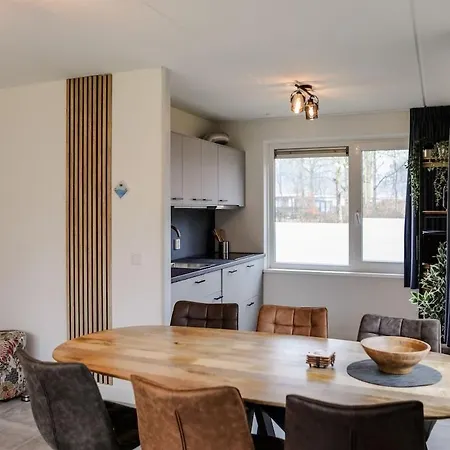 Vakantiehuis Bos en Natuur, nabij Breda VP069 Hoeven