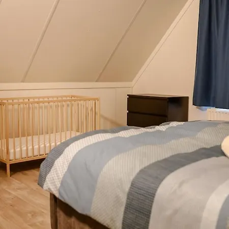 Vakantiehuis Bos en Natuur, nabij Breda VP069 Vakantiehuis *