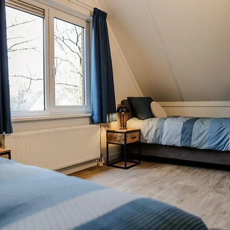 Vakantiehuis Vakantiehuis Bos en Natuur, nabij Breda VP069 Hoeven