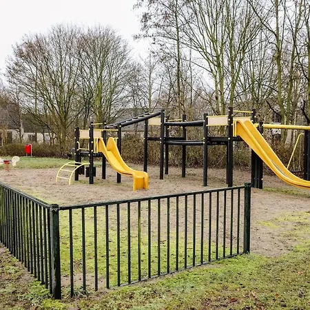 Vakantiehuis Bos en Natuur, nabij Breda VP069 * Hoeven
