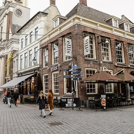Vakantiehuis Bos en Natuur, nabij Breda VP069 Vakantiehuis Hoeven